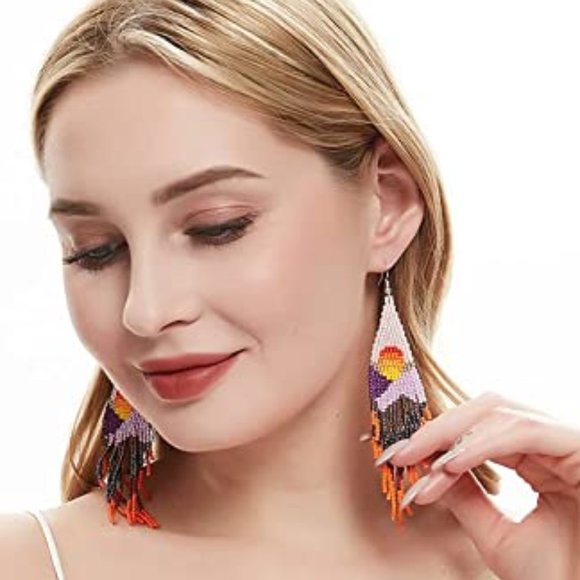 Long Abstract Sunset Scenery Beaded Earrings Pink Purple Orange Black Seed Beads - Picture 6 of 10